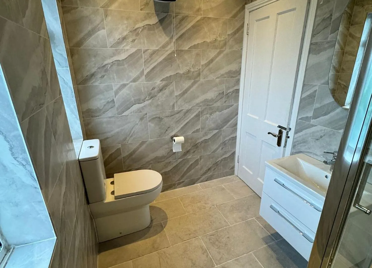 Big Family Room In Room At 2 Iveragh Rd-4 Dublin